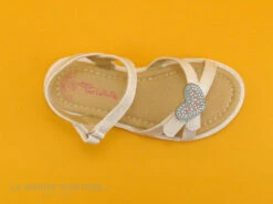 Wipop YOEUR - Blanc - Coeurs Strass - Sandale Fille 6 Wipop YOEUR - Blanc - Coeurs Strass - Sandale Fille -Célèbre Chaussures Magasin cd24607c73b9e66c561f35ea11d5d5ef img 3687.jpg 121679