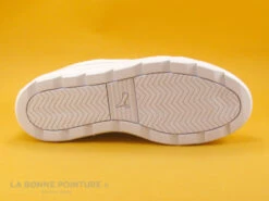 Puma KARMEN White - 384615B01 - Sneakers Blanches -Célèbre Chaussures Magasin cd24607c73b9e66c561f35ea11d5d5ef img 5703.jpg 166431
