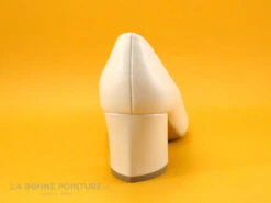 Marco Tozzi 2-22419-20 Cream - Escarpin Beige Pointu - Talon Incurve 10 Marco Tozzi 2-22419-20 Cream - Escarpin Beige Pointu - Talon Incurve -Célèbre Chaussures Magasin cd24607c73b9e66c561f35ea11d5d5ef img 5961.jpg 179089